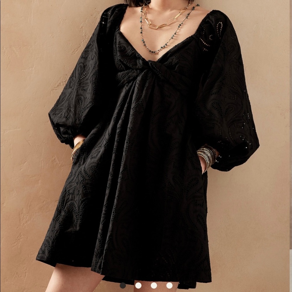 Beautiful banana republic eyelet dress